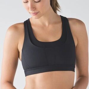 Lululemon « stuff me » Black Sports Bra